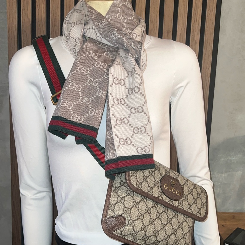 •Gucci Two -Sided Scarf